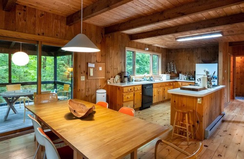 Becket House | Mid Century Modern, Book & Enjoy The Berkshires