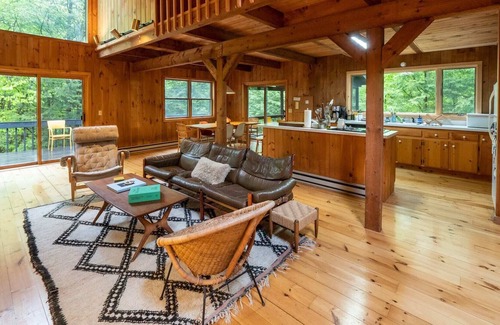 Becket House | Mid Century Modern, Book & Enjoy The Berkshires