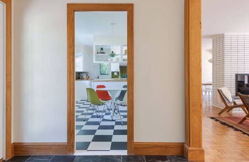Town of Marbletown House | Mid-Century Modern Home on 4 Acres in Marbletown