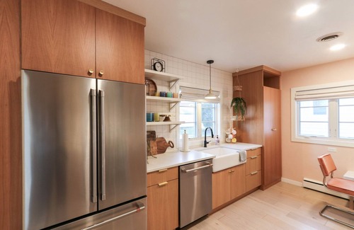 Sioux Falls House | Mid-Century Spacious Ranch
