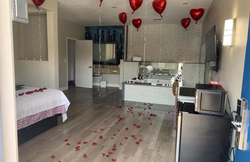 El Rancho Hotel | Mid City Inn & Suites Pico Rivera