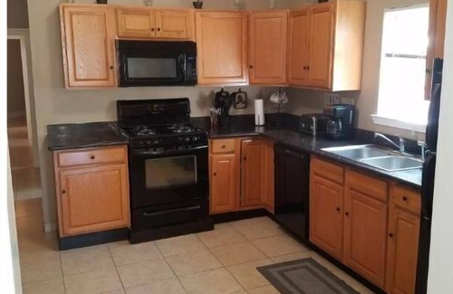 Mid-City House | Mid City. Newly Renovated. 6 minutes from Downtown.