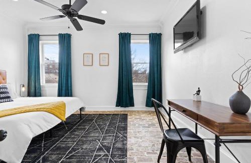 Mid-City House | Mid-city Retreat Private Balcony Stay