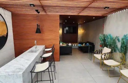 Santa Cruz Apartment | Mid320 C104
