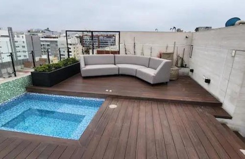 Santa Cruz Apartment | Mid320 C104