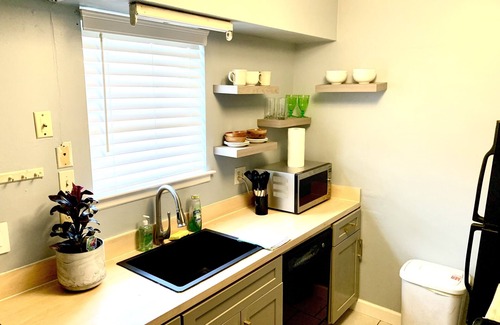 Berclair House | Midterm stay/job relocation/corporate travelers/construction workers