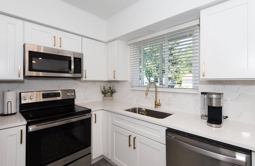 Coeur d'Alene House | Midtown Coeur d'Alene 2 Bedroom Retro Charmer