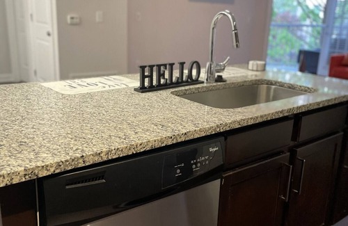 Buckhead Apartment | Midtown entire apartment with free parking