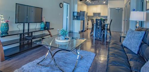 SoNo Apartment | Midtown Fully Furnished Apartments - Great Location apts