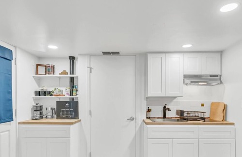Central Sacramento House | Midtown Gem with Secret Speakeasy