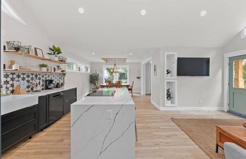 Coeur d'Alene House | Midtown Haven- RV and Boat parking!