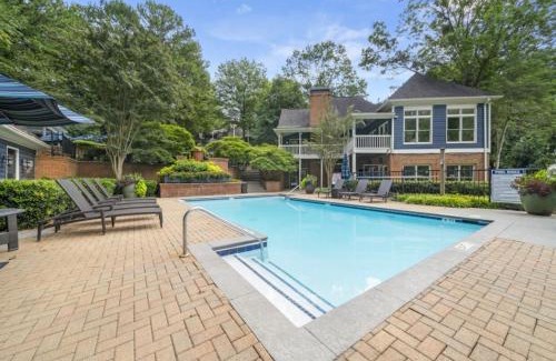 Cumberland Apartment | Midtown Luxury Atlanta Getaway
