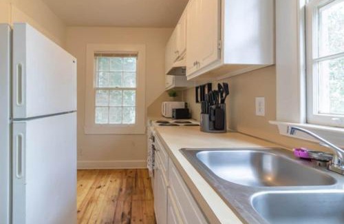 Columbus Apartment | Midtown Magic- Back Unit- 10mins to Downtown