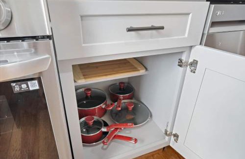 MacGregor Apartment | Midtown, Med Center, Dt Home Games Patio Bbq
