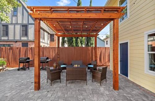 MacGregor Apartment | Midtown, Med Center, Dt Home Games Patio Bbq