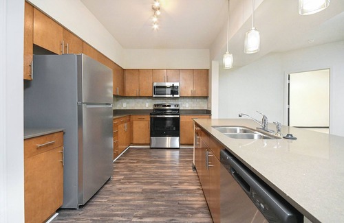 Westside Apartment | Midtown Mosaic - 2BD 2BA Corporate Apartment