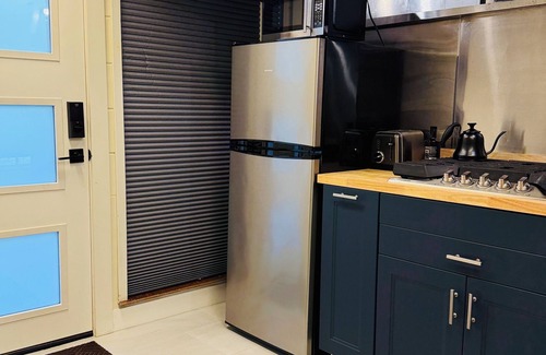Central Sacramento Apartment | Midtown Studio Hideaway Near Ice Blocks