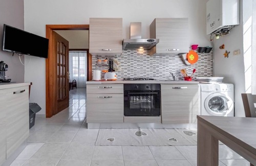 La Spezia Apartment | Migliarina Station Comfy Apt w/Balcony