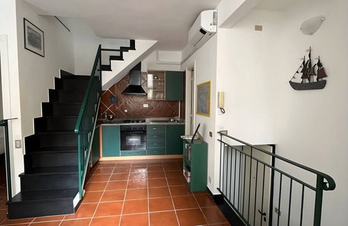 Castelletto Apartment | Migliorina House, characteristic Genoese apartment with terrace, city center