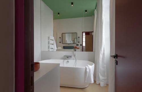 1st Arrondissement Hotel | MiHotel Blandan