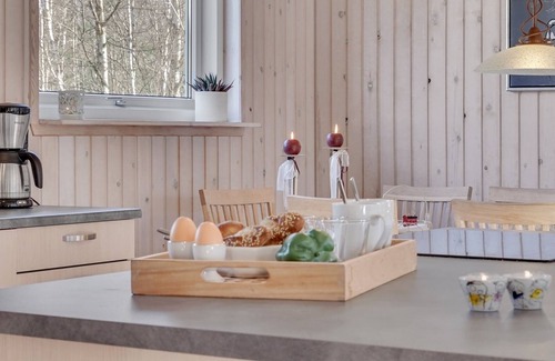 Hou House | "Mikko" - 2.2km from the sea by Interhome