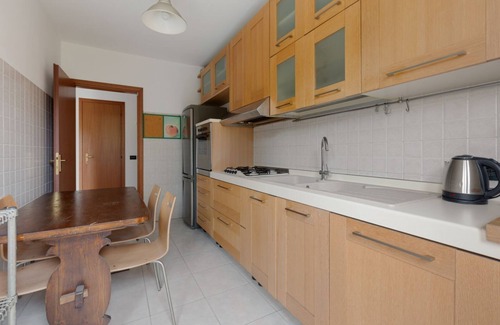 Ripamonti Corvetto Apartment | Milan Rogoredo Balcony Apartment x6