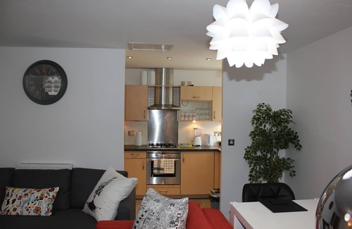 Greenwich Apartment | Miles Close Apartment