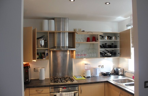 Greenwich Apartment | Miles Close Apartment