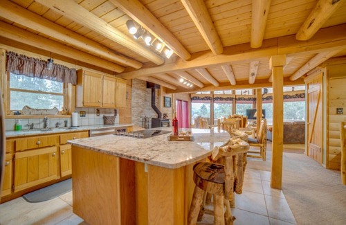Florissant House | Miles from anything, in the middle of everything