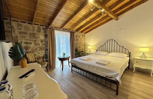 Kepsut Bed & Breakfast | Milestone Otel