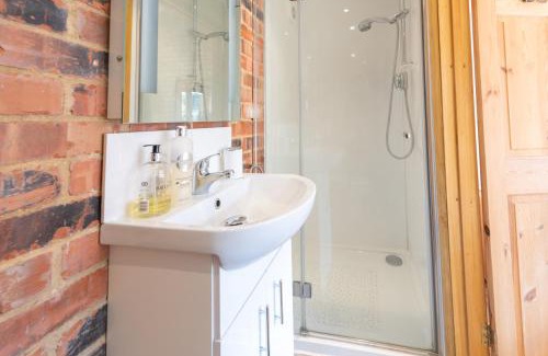 Bourton Apartment | Mill Cottage 2 - Ash Farm Cotswolds