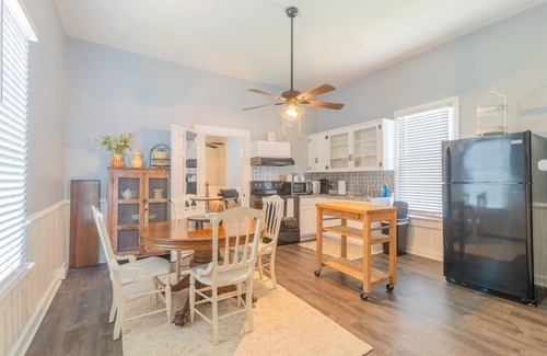 Columbus House | Mill District Bungalow close to Downtown and Fort Moore