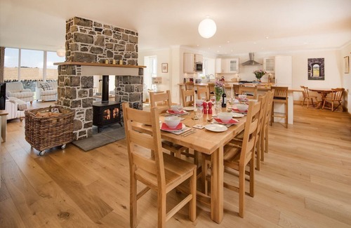 Gordon House | MILL DOWRIE - stunning barn conversion, 4 bedroom, ideal for families & friends