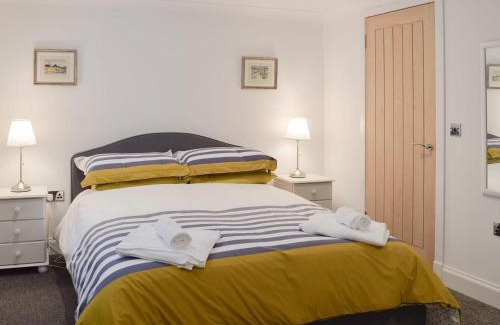 Cupar House | Mill Hall Cottages