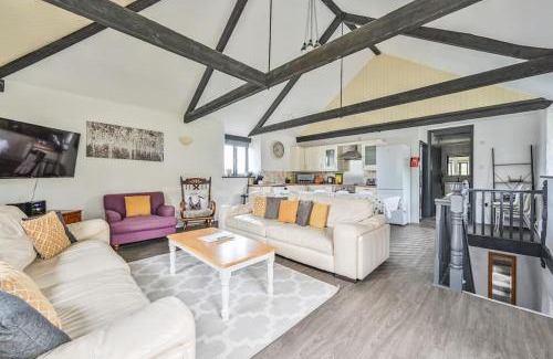 Newquay House | Mill House @ Goonwinnow Farm