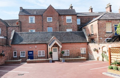 Ashbourne Cottage | MILLDALE, character holiday cottage in Ashbourne