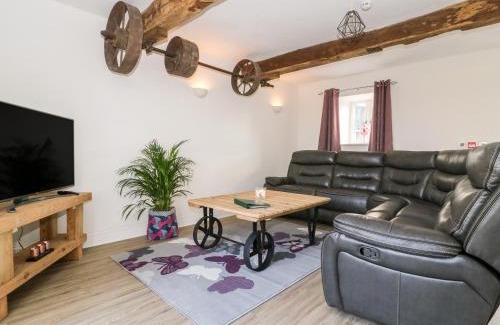 Harrogate House | Miller's Wheel