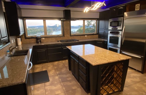 Branson House | Million Dollar House, Lake Views, Indoor Racquetball Court, Pickleball, Theater