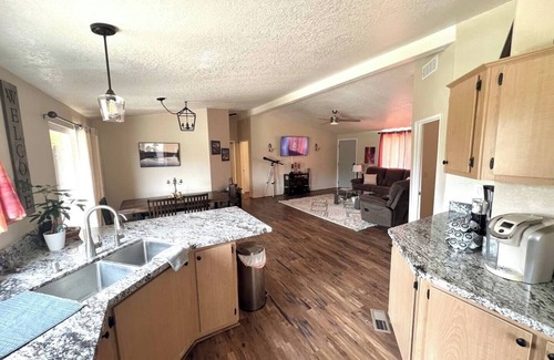 Black Canyon City House | Million Dollar Mountain Views amazing Hilltop Home close to Hiking & Attractions