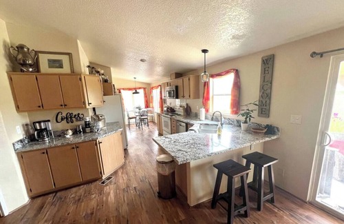 Black Canyon City House | Million Dollar Mountain Views amazing Hilltop Home close to Hiking & Attractions