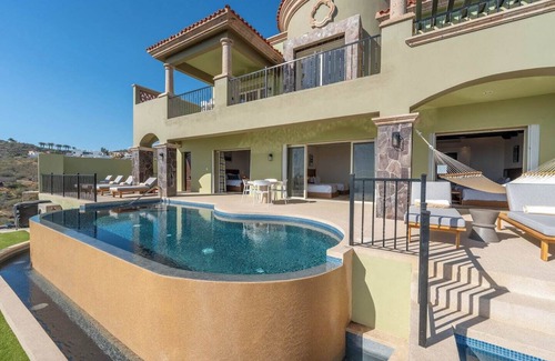 Paraiso Escondido Villa | Million Dollar Views Cabo San Lucas