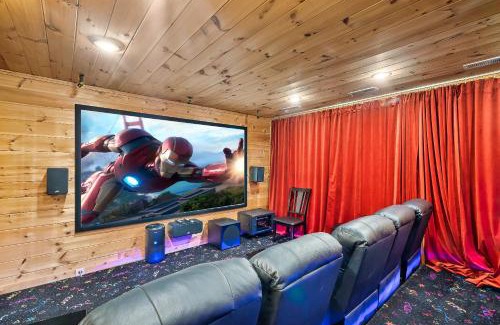 Chalet Village House | Million Views Theater Hot Tub Game Room