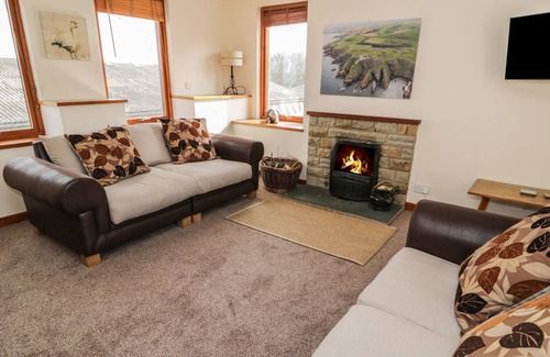 St Abbs House | MILLRACE NORTHFIELD, pet friendly, with open fire in St Abbs