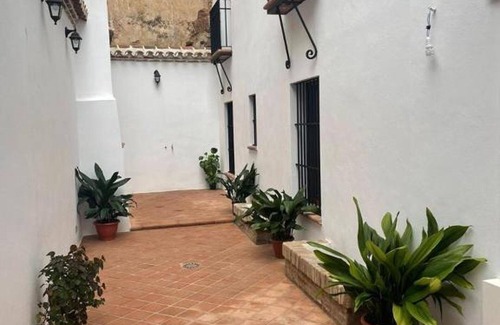 Constantina Apartment | Mills 1 bedroom