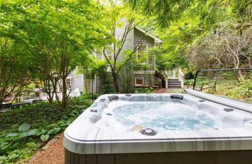 Fletcher House | Mills Gap Garden close to Asheville