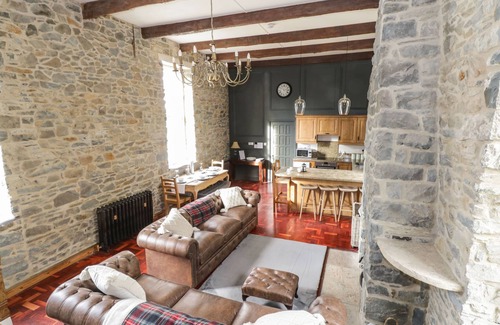 Cootehill Cottage | MILLVALE COTTAGE, family friendly in Cootehill, County Cavan