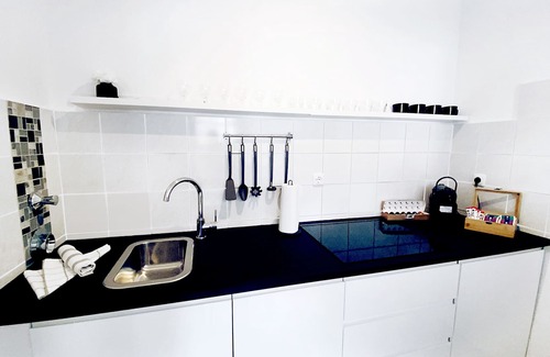Mitte 2 Apartment | Milpau: Central | Parking lot | Netflix | Smart TV