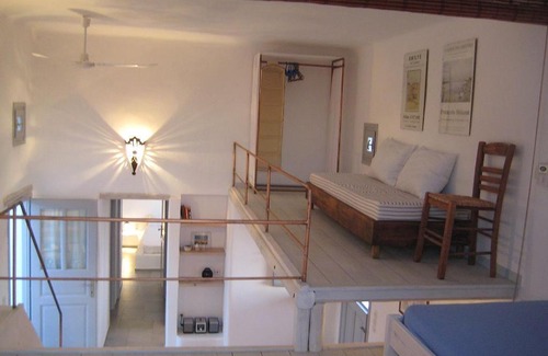 Paros House | MimiHouse