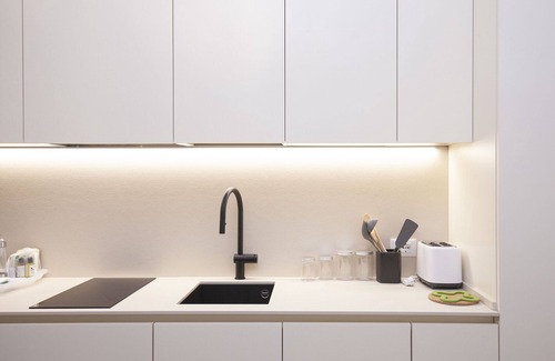 Molina Apartment | Mimina Suite, Lovely 1 Br Apartment By Halldis
