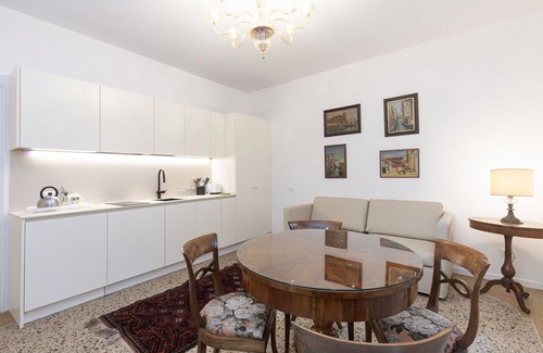 Molina Apartment | Mimina Suite, Lovely 1 Br Apartment By Halldis